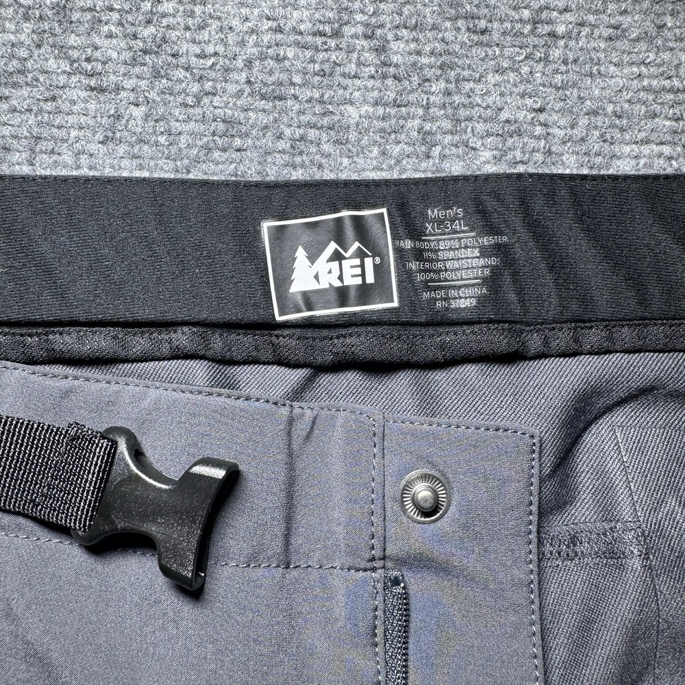 REI Cargo Hiking Pants Men's Size XL 34L Black Performance Stretch Belted Logo - Picture 5 of 14